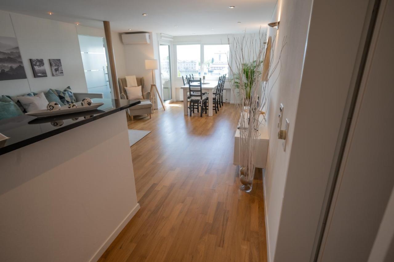Traumwohnung Direkt Am Hafen Romanshorn Bagian luar foto